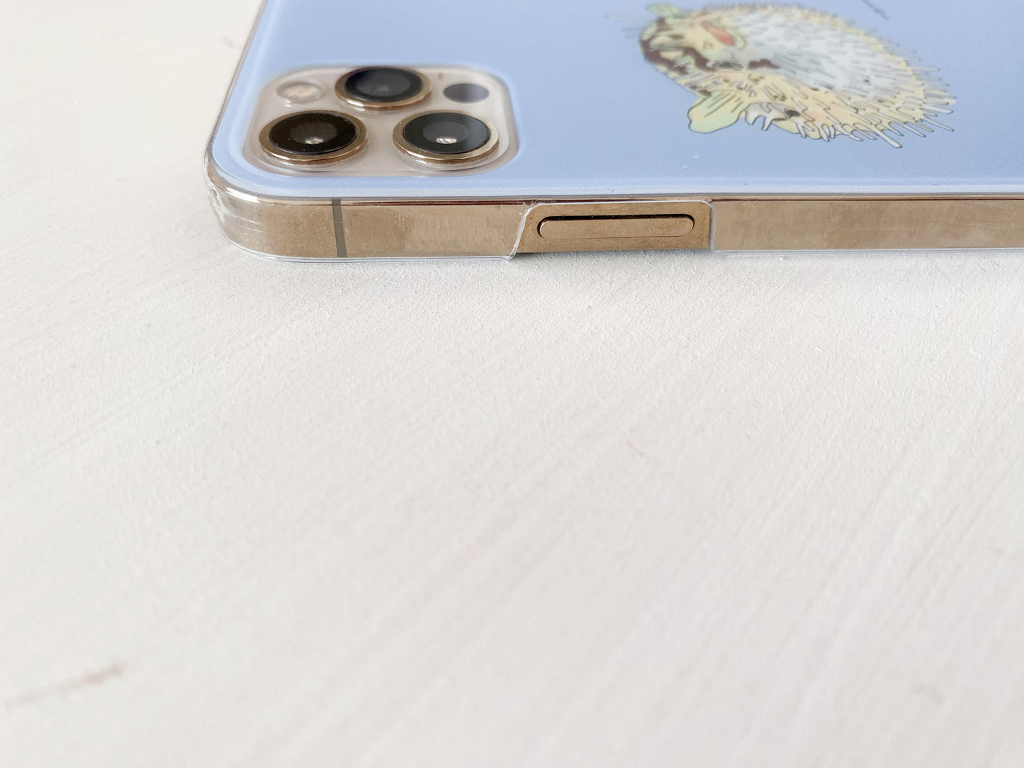 ハリセンボンのスマホケース